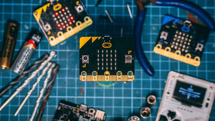 A-Z Microbit: Officially accredited by Microsoft [2020]